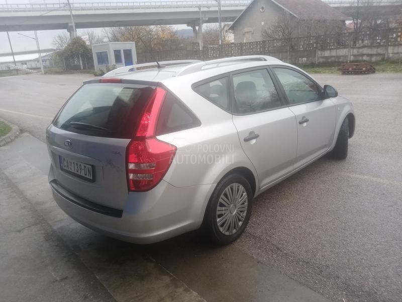 Kia cee`d sw 1.6 crdi