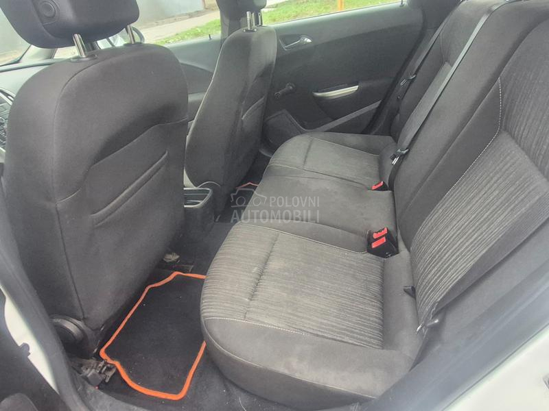 Opel Astra J 2.0cdti