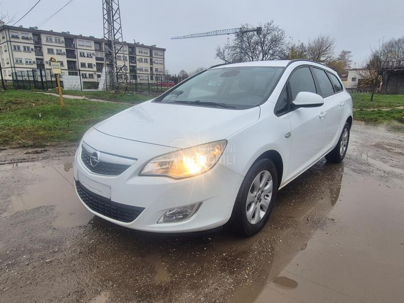 Opel Astra J 2.0cdti