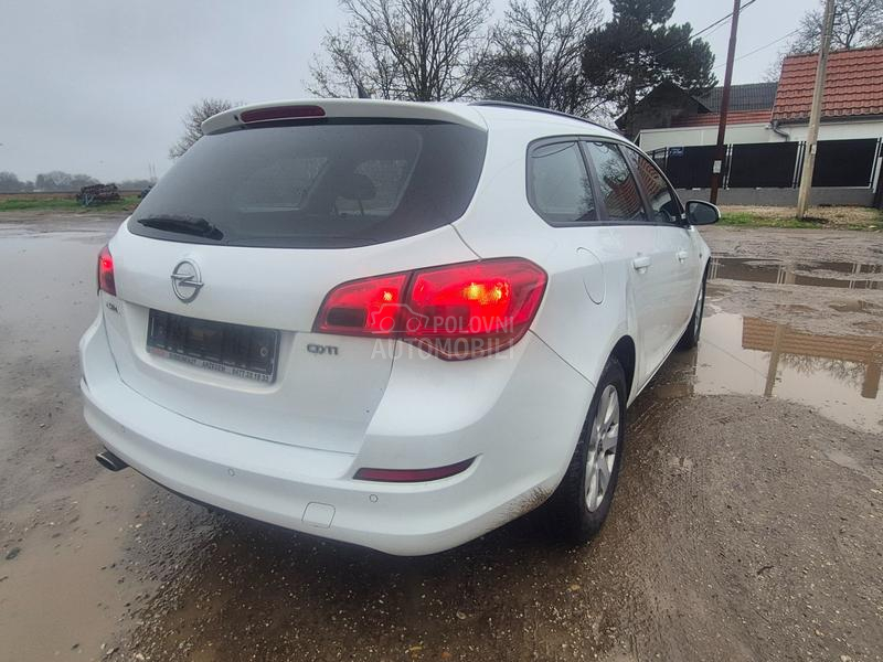 Opel Astra J 2.0cdti