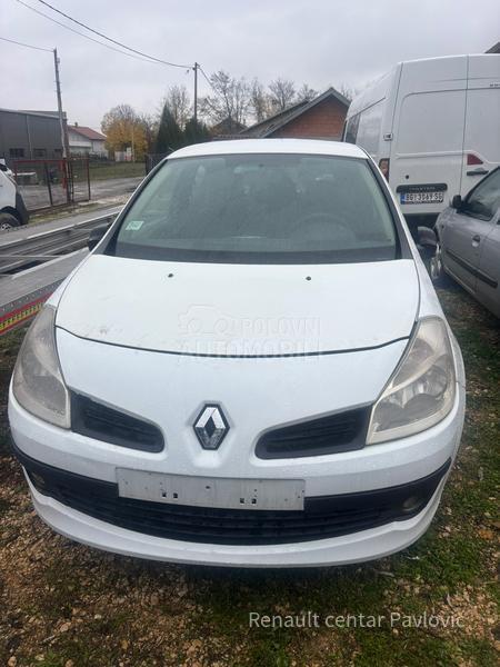 Renault Clio 1.5sci 2006. god. -  kompletan auto u delovima