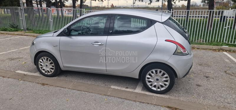 Lancia Ypsilon 1.3 mjtd