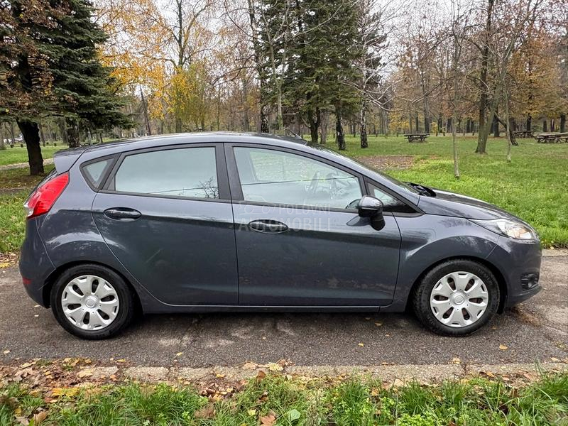 Ford Fiesta 1.6tdci nawi holand