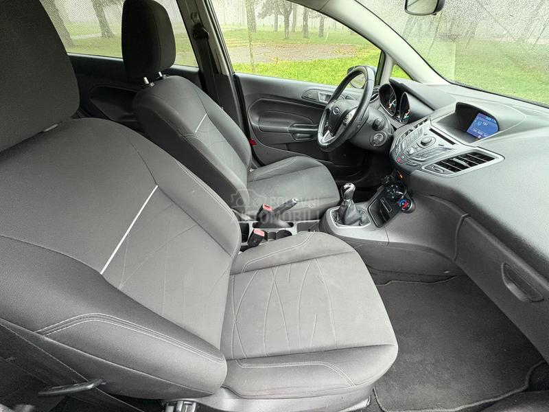 Ford Fiesta 1.6tdci nawi holand