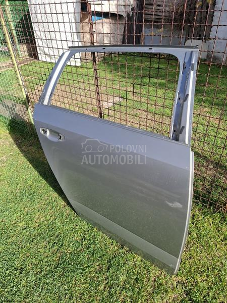 Zadnja desna vrata karavan