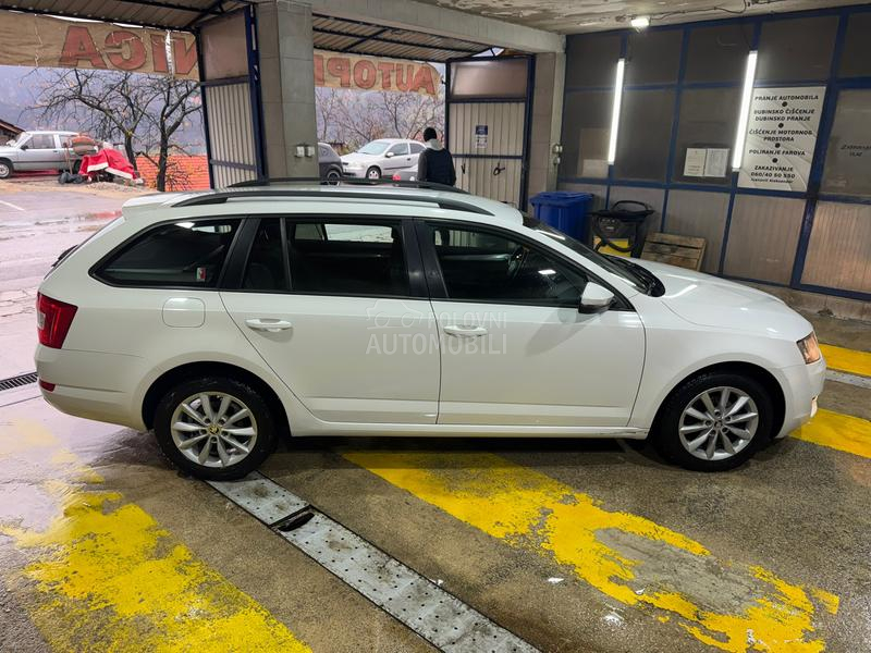 Škoda Octavia D S G
