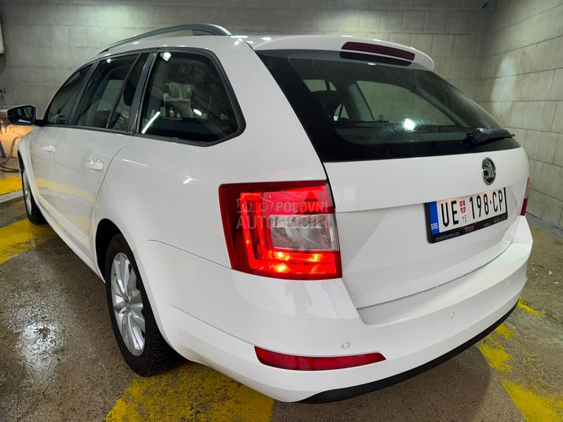 Škoda Octavia D S G