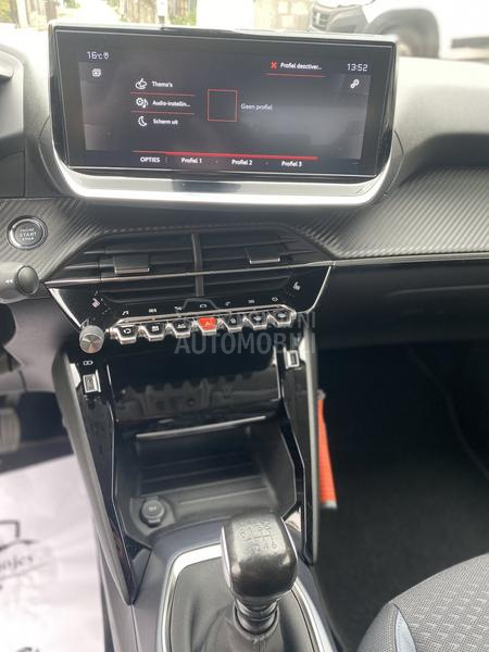 Peugeot 2008 1.2 ALLURE VIRT