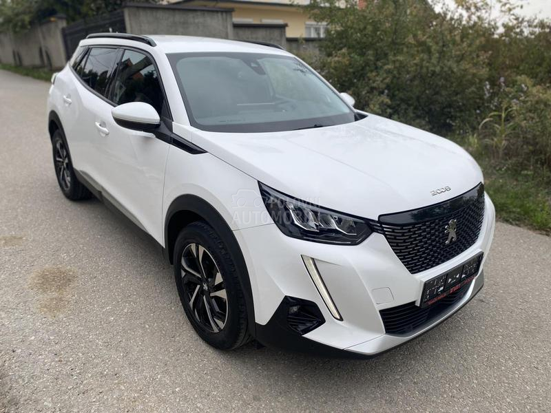 Peugeot 2008 1.2 ALLURE VIRT