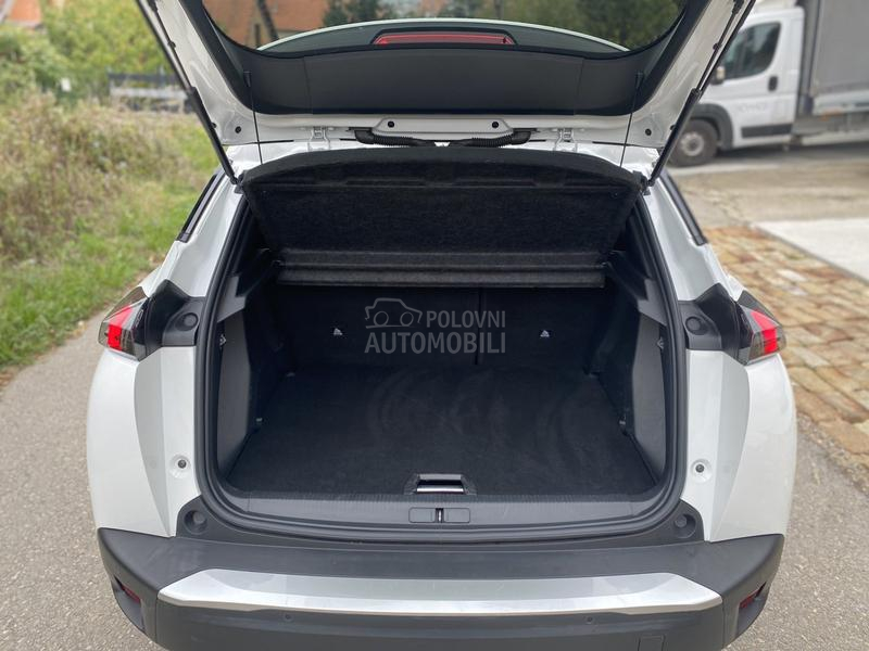 Peugeot 2008 1.2 ALLURE VIRT