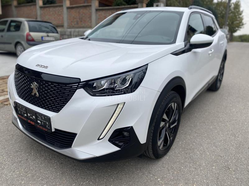 Peugeot 2008 1.2 ALLURE VIRT