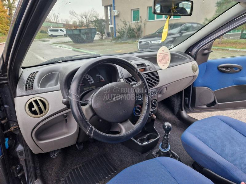 Fiat Punto 1.2 8v