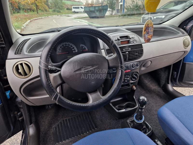 Fiat Punto 1.2 8v