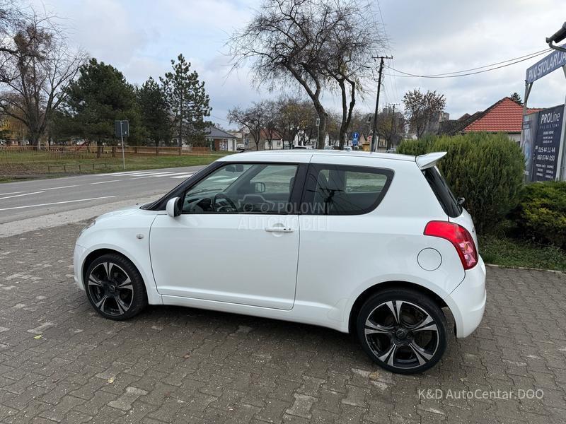 Suzuki Swift 1.5 Sport