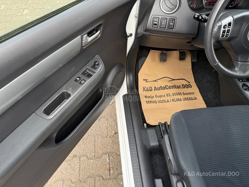 Suzuki Swift 1.5 Sport