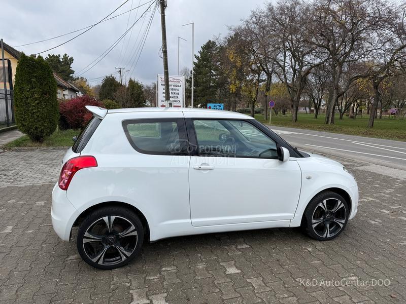 Suzuki Swift 1.5 Sport