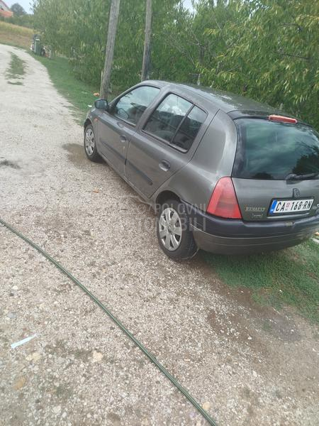 Renault Clio 1.4.8 v