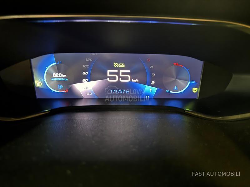 Peugeot 308 1.5 HDI Virtual/Led