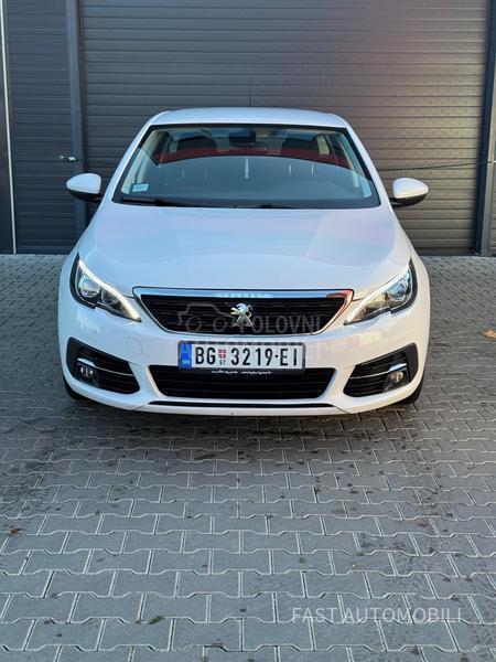 Peugeot 308 1.5 HDI Virtual/Led