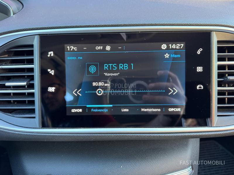 Peugeot 308 1.5 HDI Virtual/Led