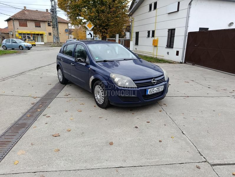 Opel Astra H 