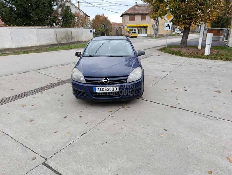 Opel Astra H 