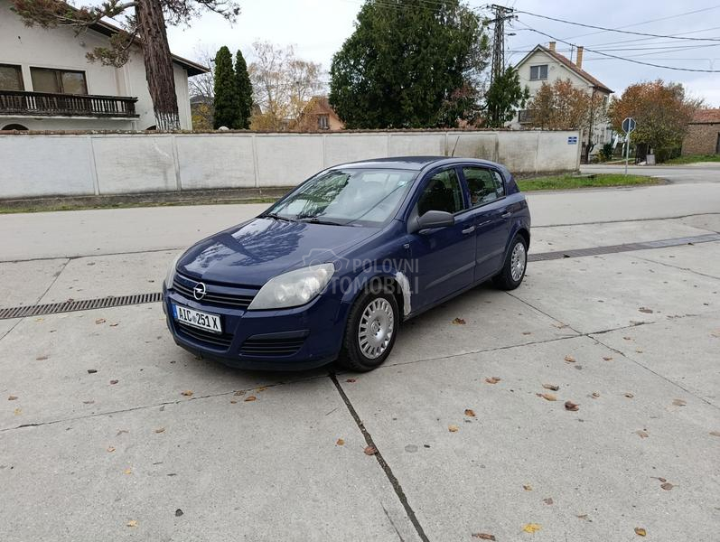 Opel Astra H 