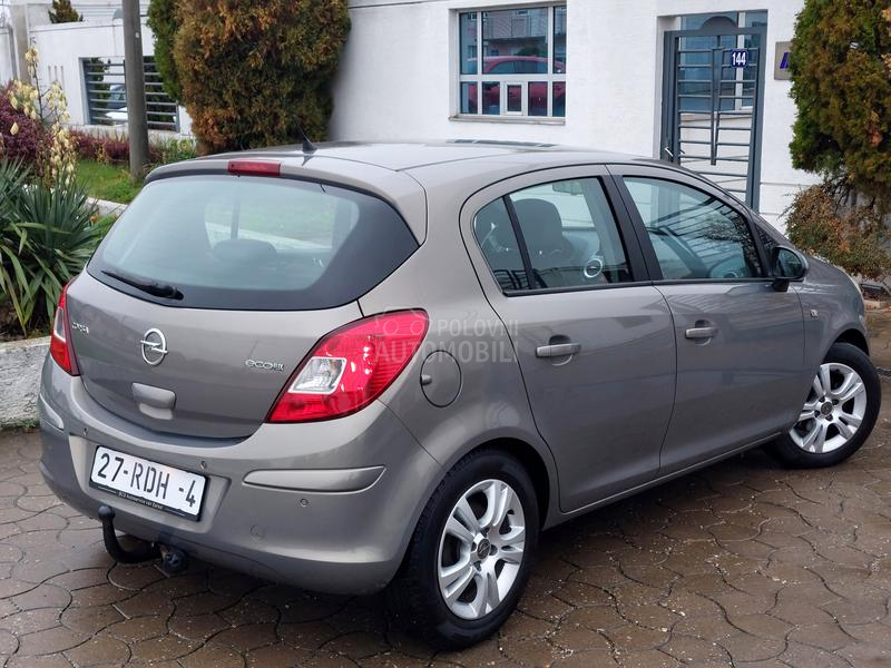 Opel Corsa D 1.3CDTI Cosmo/FUL