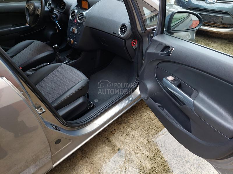 Opel Corsa D 1.3CDTI Cosmo/FUL