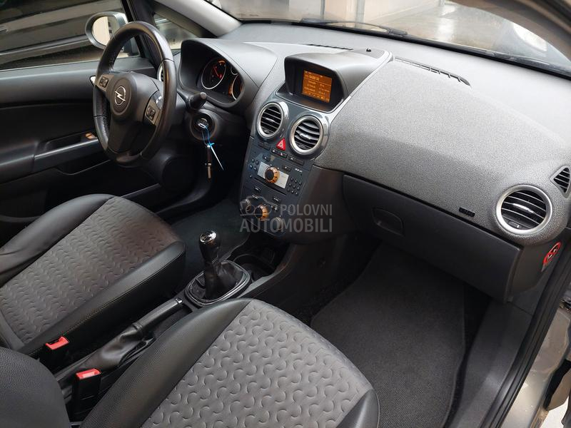 Opel Corsa D 1.3CDTI Cosmo/FUL