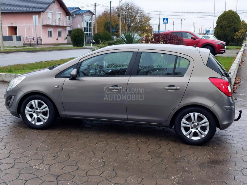 Opel Corsa D 1.3CDTI Cosmo/FUL