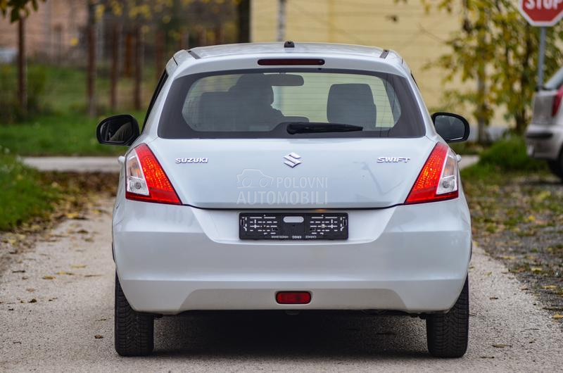 Suzuki Swift 