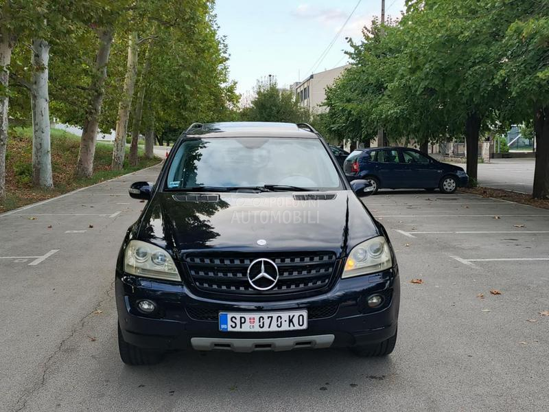 Mercedes Benz ML 320 