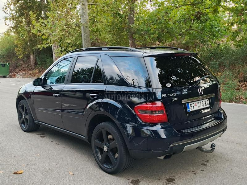Mercedes Benz ML 320 