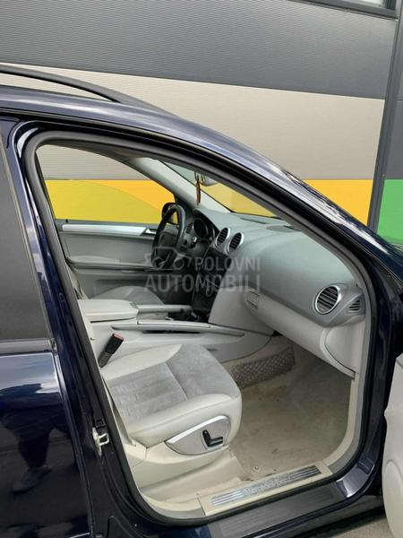 Mercedes Benz ML 320 
