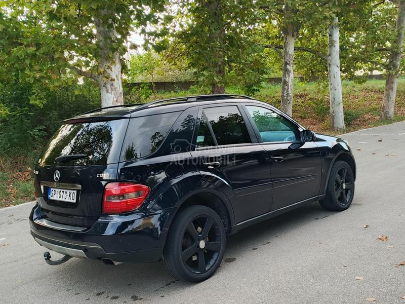 Mercedes Benz ML 320 