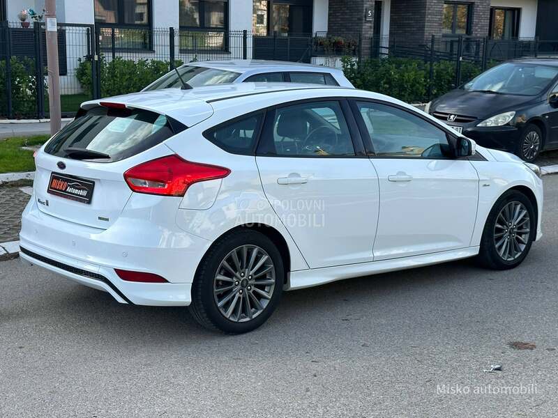 Ford Focus 1.0 ST-Line Led Kam