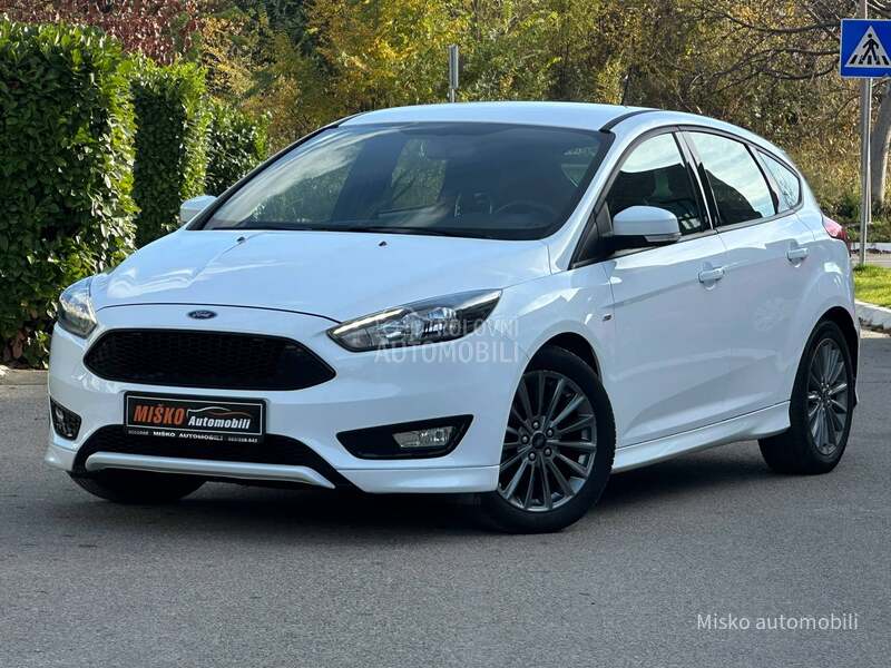 Ford Focus 1.0 ST-Line Led Kam