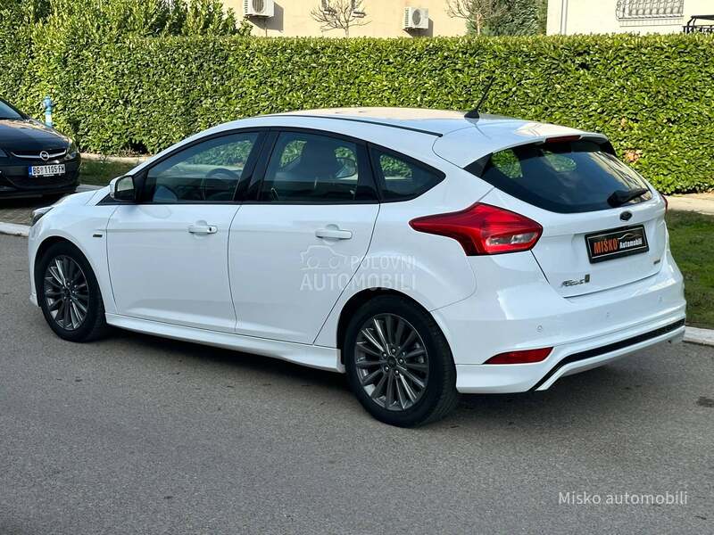 Ford Focus 1.0 ST-Line Led Kam