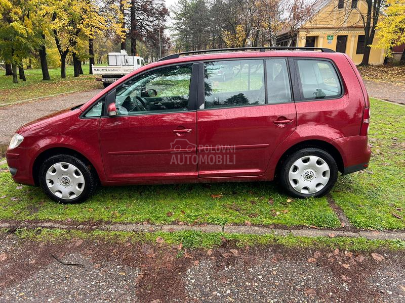Volkswagen Touran 