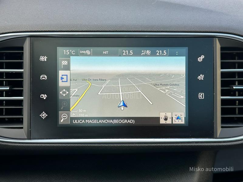 Peugeot 308 1.2 i Aut Kam Pano