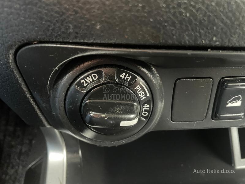 Nissan Navara 2.3 dci double cab