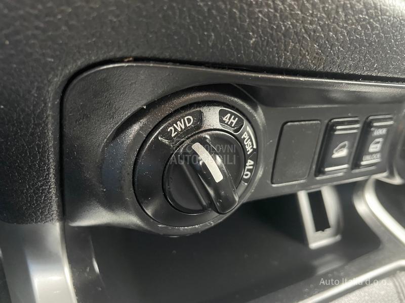 Nissan Navara 2.3 dci double cab