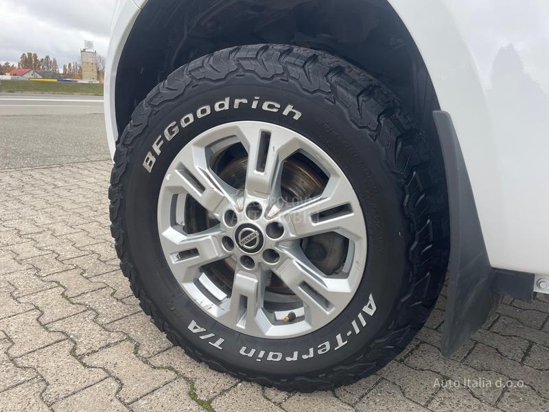 Nissan Navara 2.3 dci double cab