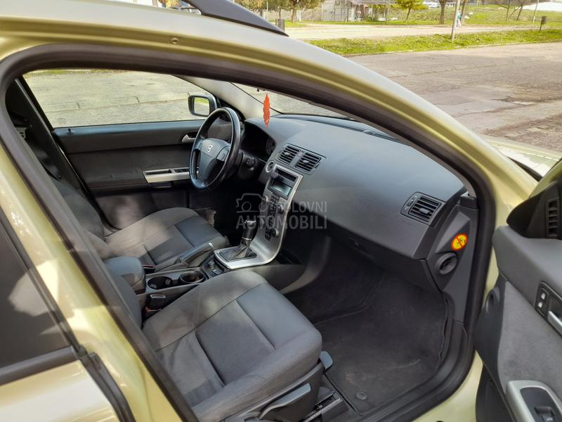 Volvo V50 2.0 hdi