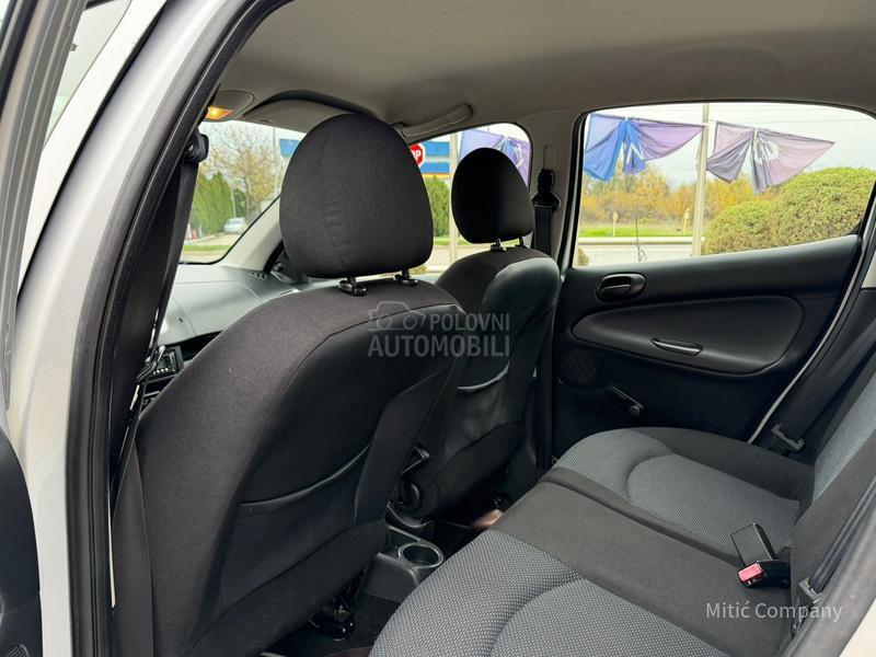 Peugeot 206 plus 