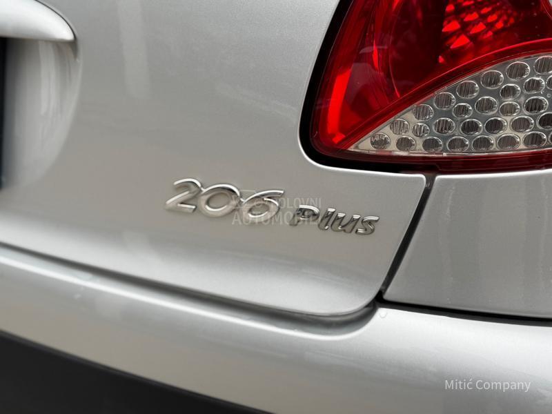 Peugeot 206 plus 