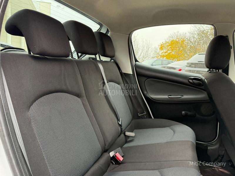 Peugeot 206 plus 