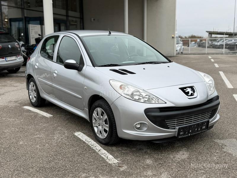 Peugeot 206 plus 