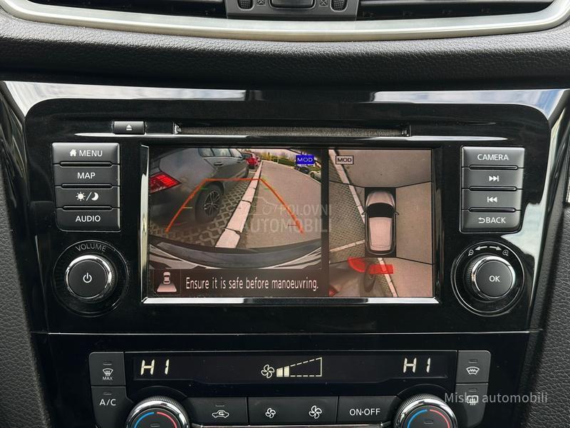 Nissan Qashqai 1.3 DIG-T Pano Kam